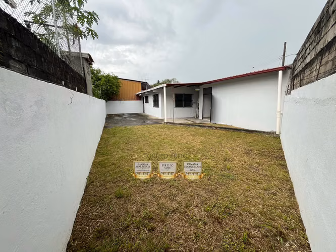 Venta casa Cerro Viento con patio - Imagen 3