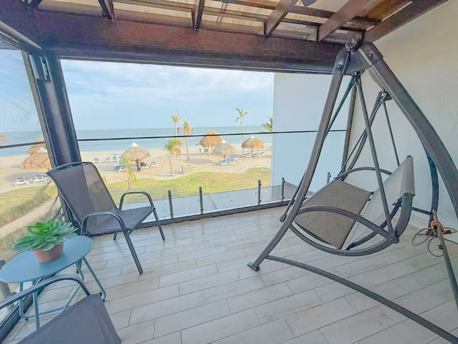 Vendo Villa frente al mar en Playa Caracol, Punta Chame