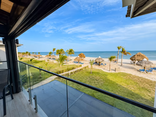 Vendo Villa frente al mar en Playa Caracol, Punta Chame