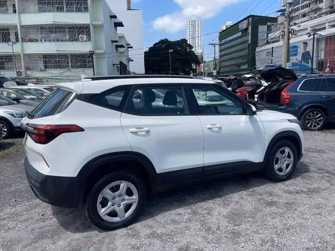 KIA SELTOS 2022 AUTOMATICO - Imagen 3