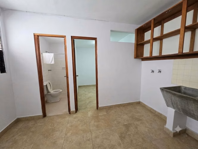 EL CARMEN ALQUILO RESIDENCIA ZONIFICACION COMERCIAL - Imagen 15