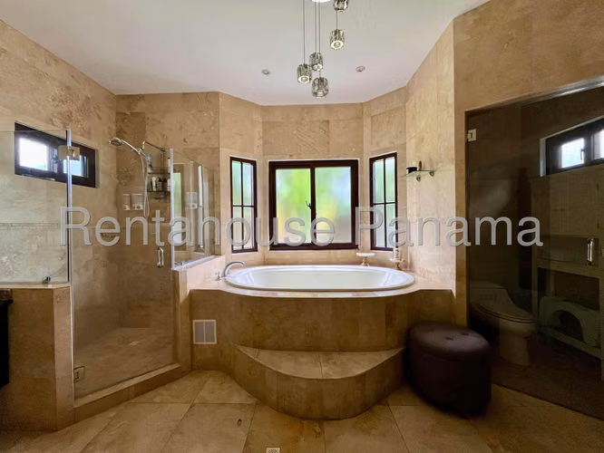 Venta de casa en Costa Sur AK - Imagen 10