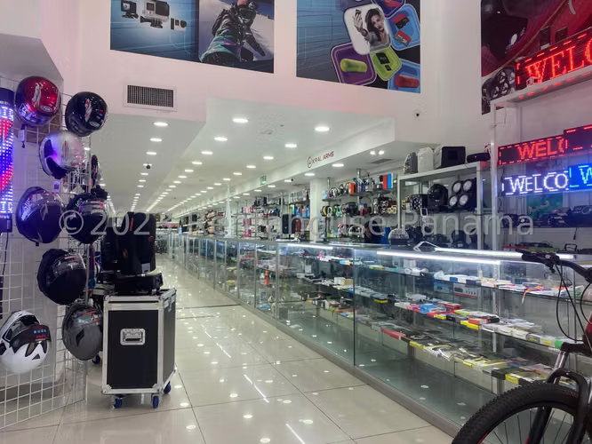 Vendo Local Comercial de 2700 m² en Ayatur, Colón 27-906GG - Imagen 2