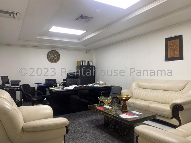 Vendo Local Comercial de 2700 m² en Ayatur, Colón 27-906GG - Imagen 6