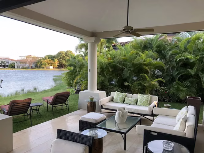 SALE | Bristol Villa At Buenaventura - Imagen 4