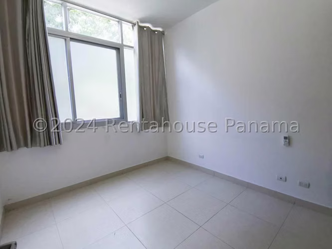 Venta de apartamento en Amador AK