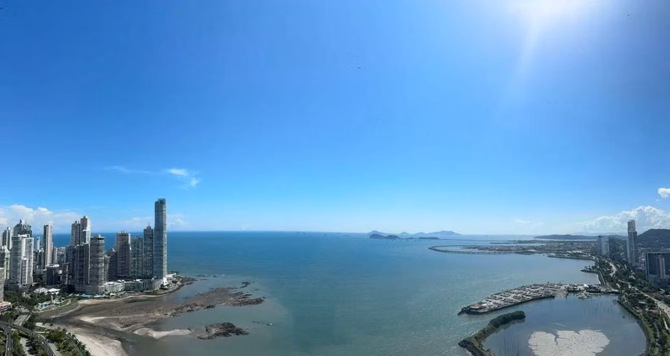 Vendo| P.h. Yoo  Panamá & Arts Tower| Frente al Mar vista al Mar - Imagen 8