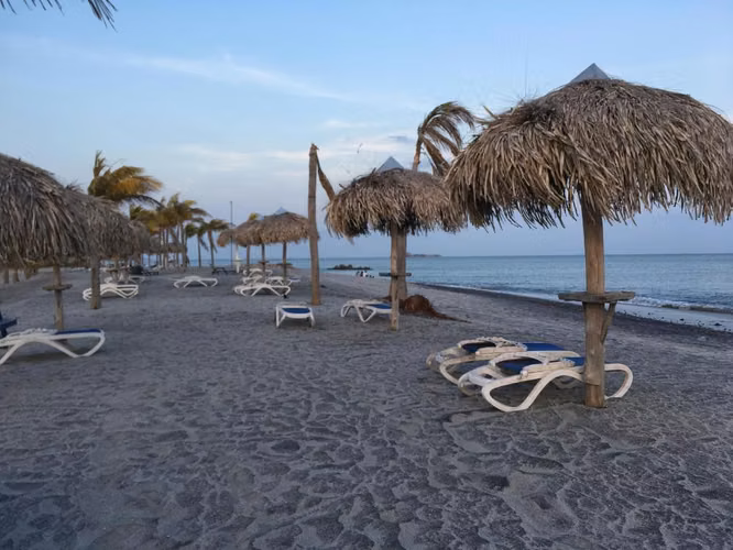 Vendo | P.h. Playa Blanca | Acceso a la Laguna | finamente Amueblado - Imagen 3