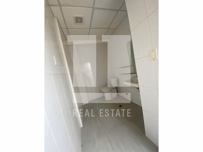 Se Vende Local de 310.80m2 en Westland Mall - Imagen 11