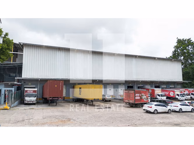 Se Alquila Galera Industrial en La Loceria - Imagen 6