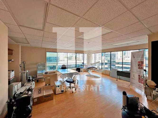 Se Vende Local en PH Royal Center - Imagen 17