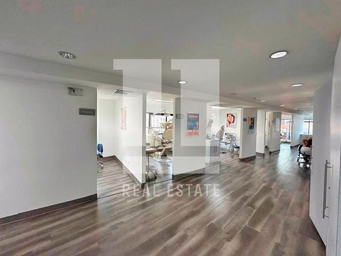 Se Vende Local en PH Royal Center - Imagen 11