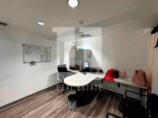 Se Vende Local en PH Royal Center - Imagen 12