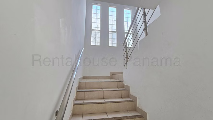 Venta de casa en Brisas Del Golf AK - Imagen 7