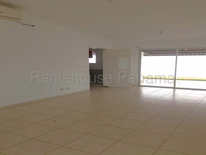 Venta Casa La Chorrera - YD - Imagen 2