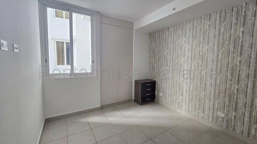 Venta de apartamento en Brisas Del Golf AK - Imagen 11