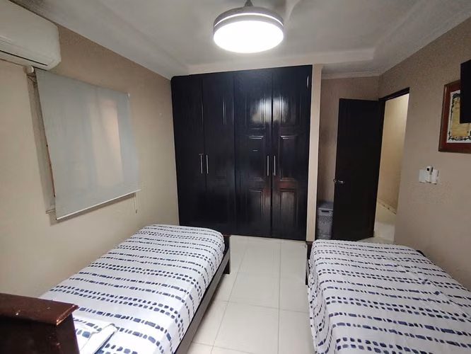 Se vende amplia casa en Don Bosco Urbanización La Riviera - Imagen 10