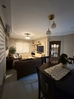 Se vende amplia casa en Don Bosco Urbanización La Riviera - Imagen 7