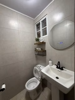 Se vende amplia casa en Don Bosco Urbanización La Riviera - Imagen 16