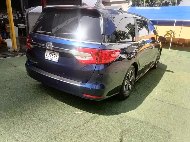 HONDA ODYSSEY 2018 FULL EXTRAS - Imagen 5