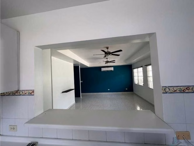 ALQUILO CASA EN QUINTAS DE SAN ANTONIO CIUDAD DE PANAMÁ 4 RECAMARAS - Imagen 4