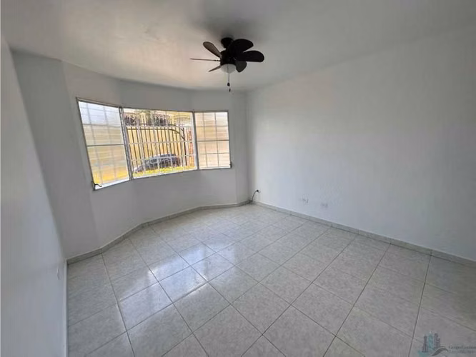 ALQUILO CASA EN QUINTAS DE SAN ANTONIO CIUDAD DE PANAMÁ 4 RECAMARAS - Imagen 5