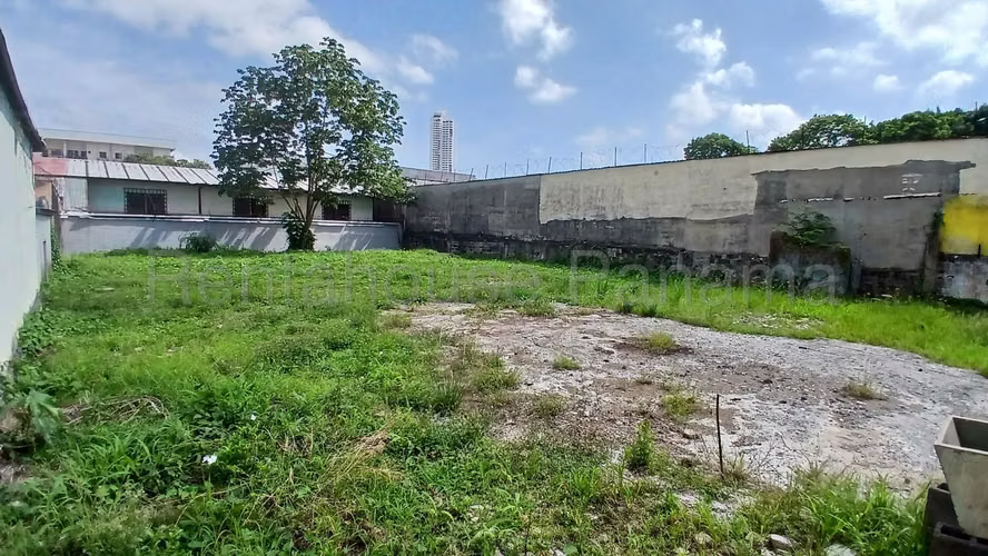 Terreno en Venta en Parque Lefevre SYH - Imagen 2