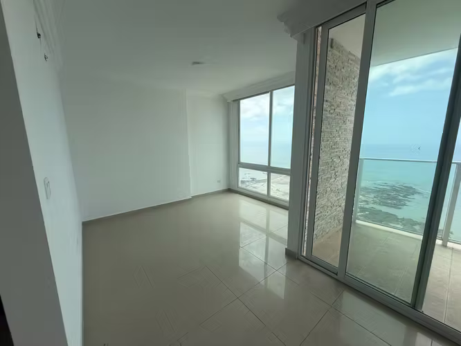 REMATE en Punta Pacifica, 220m2, vista al mar - Imagen 4