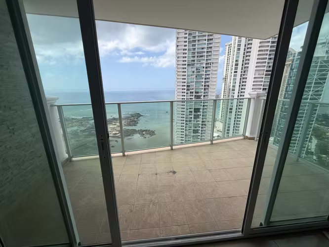 REMATE en Punta Pacifica, 220m2, vista al mar - Imagen 5
