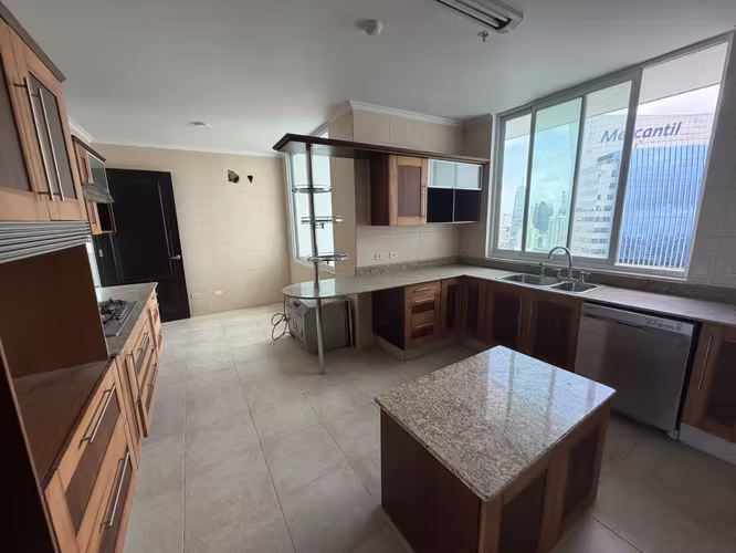 REMATE en Punta Pacifica, 220m2, vista al mar - Imagen 11