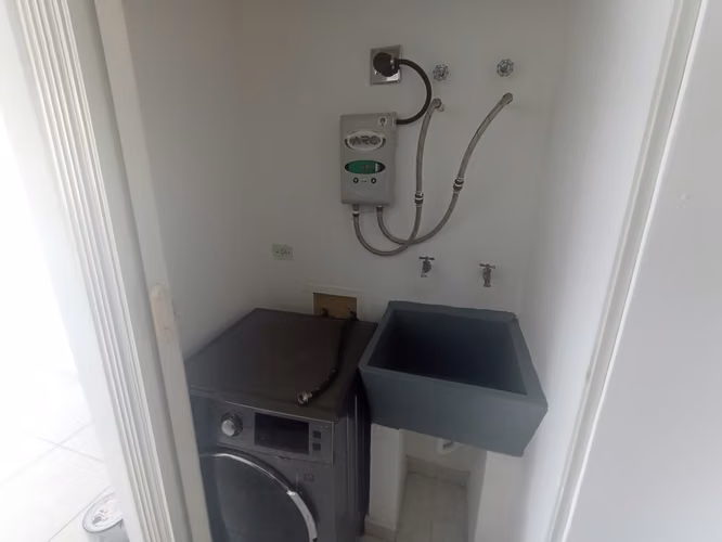 ALQUILO APTO 2REC 2BAÑOS AVENIDA BALBOA DIAGONAL AL MERCADO DE MARISCOS