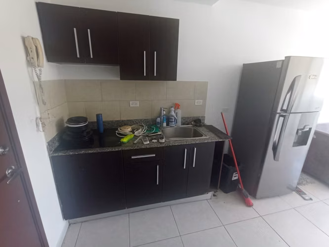 ALQUILO APTO 2REC 2BAÑOS AVENIDA BALBOA DIAGONAL AL MERCADO DE MARISCOS