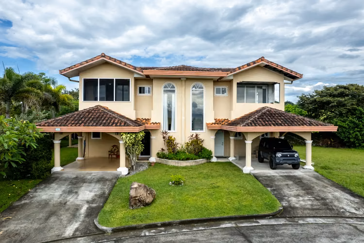 Casa en Comunidad Privada en Boquete, Panamá - Imagen 1