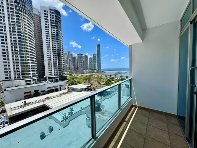 Bayfront Tower · 100 m² · 1 Habitación · 2 Unidades Disponibles - Imagen 2