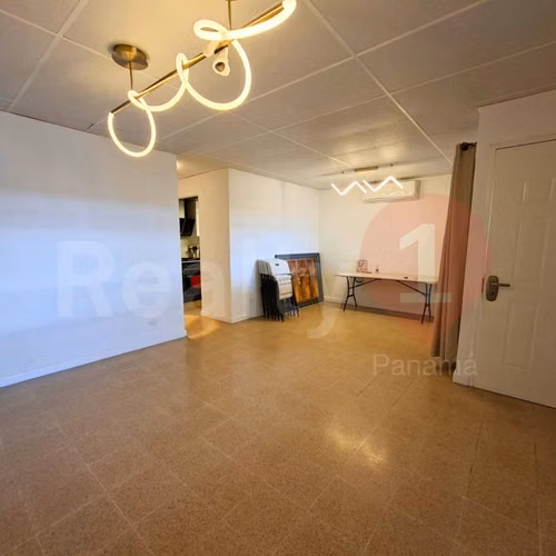 CASA EN VENTA EN CAMPO LINDBERGH – TOTALMENTE REMODELADA – 3 RECÁMARAS + ESTUDIO / 4TA RECÁMARA - Imagen 2