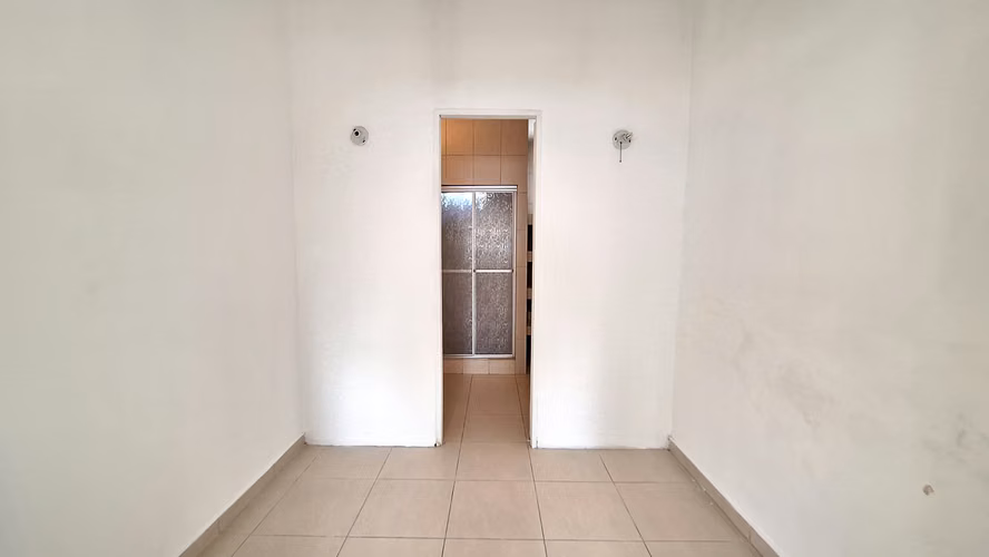 Casa Comercial en alquiler en Parque Lefevre YM
