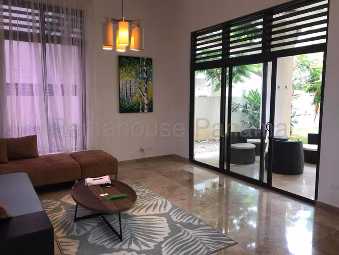 Amplia Casa en Alquiler en la zona mas Exclusiva de Panama Pacifico 26*9035Mfk - Imagen 2