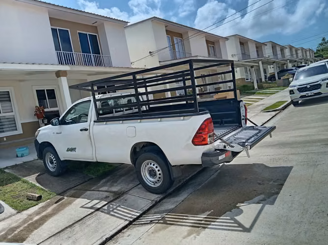 Vendo Hilux cabina sencilla 4x4 año 2016 - Imagen 10