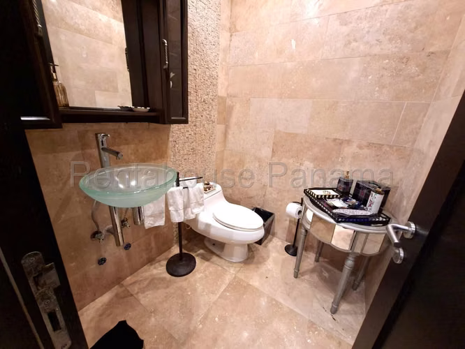 Venta Apartamento Punta Pacífica - YD