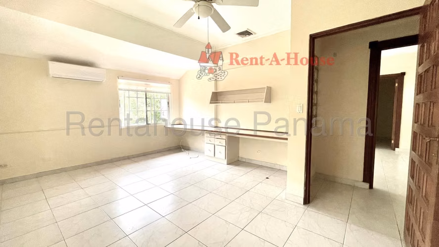 Venta de Espectacular Casa en Albrook 27*227Mfk - Imagen 15