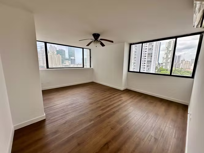 Se vende apartamento en Obarrio, Ph Vista Obarrio