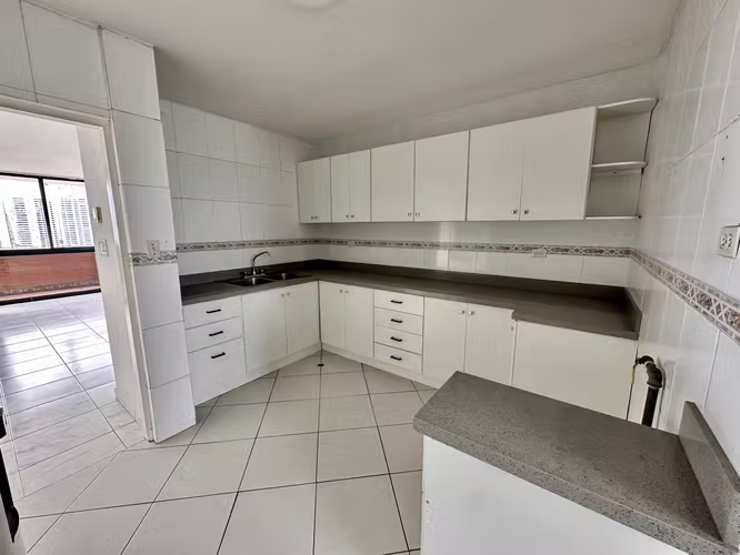 Se vende apartamento en Obarrio, Ph Vista Obarrio