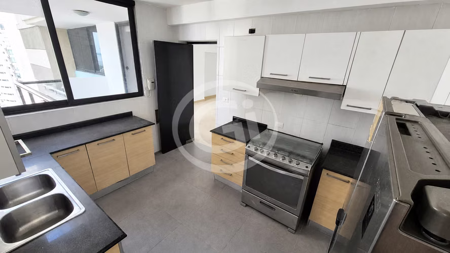 Venta Apartamento Reposeído San Francisco Bay Torre 400 Vista 360°