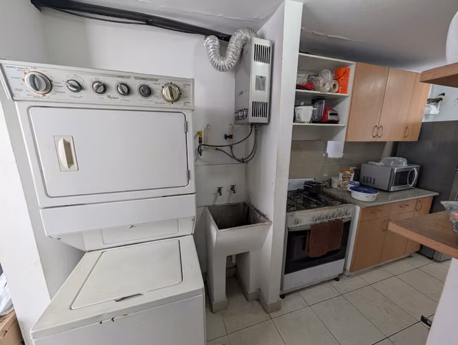 Apartamento en Via Transistmica I con 2 parkings y balcón