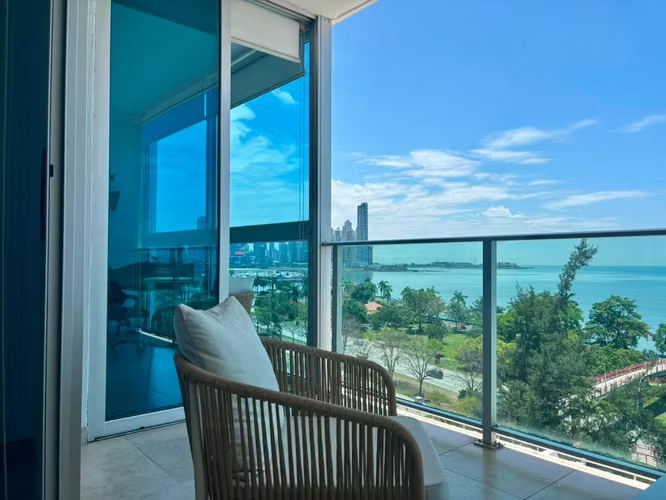 . Apartamento en Avenida Balboa  I 1 Rec I Amoblado I con balcon y vista al mar - Imagen 2
