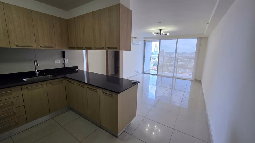 ALQUILER DE APARTAMENTO / LÍNEA BLANCA / VÍA ESPAÑA (CARRASQUILLA) - Imagen 3