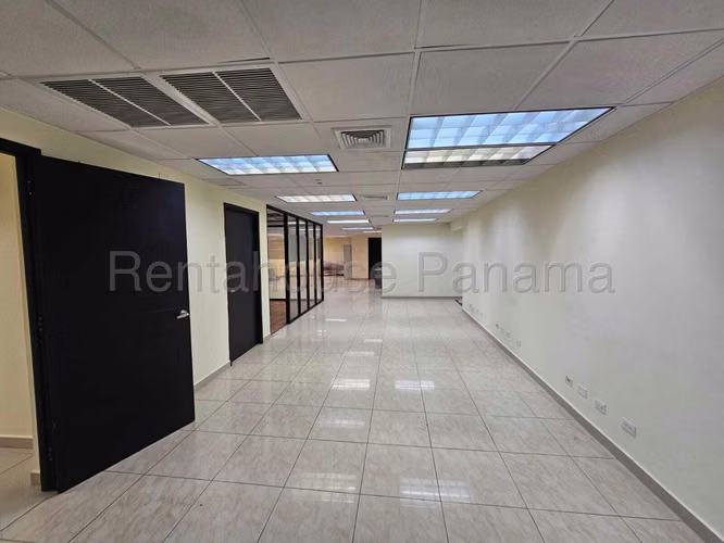Alquiler Plaza Comercial Via Porras en San Francisco - YD