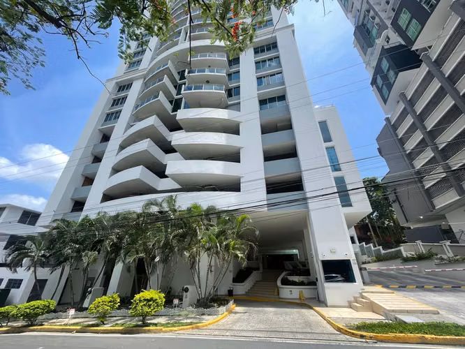 Apartamento en Venta en PH Mont Royale, El Cangrejo – 3 Recámaras