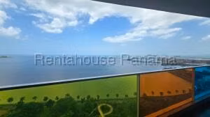 Venta de Apartamento con 104m2 en Avenida Ba,boa pH Element 27-1275SR