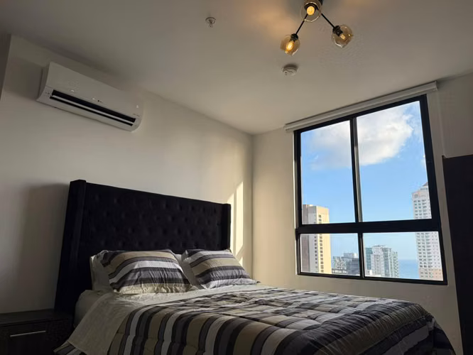 Apartamento en Calle 50 I Con balcón y 2 parking I especial para inversionistas